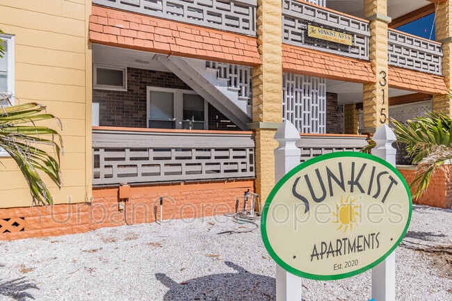 property at 315 7th Ave N