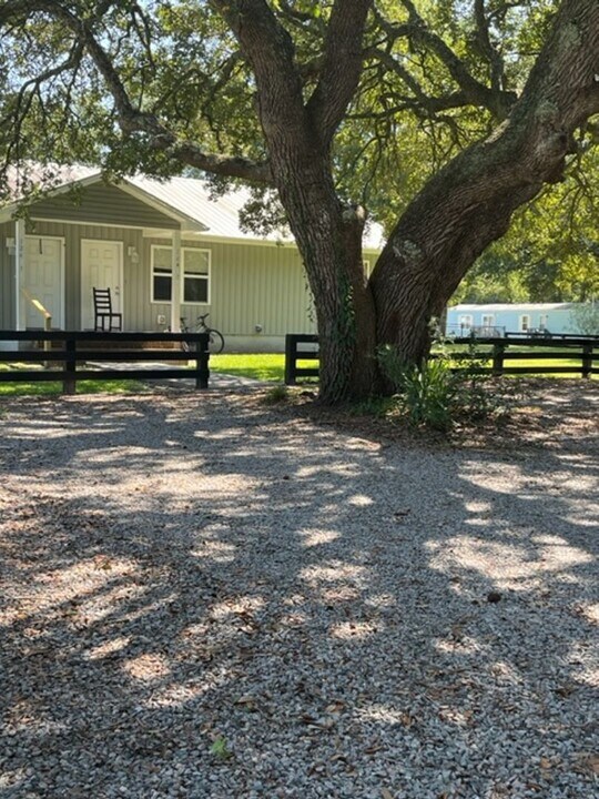 124 Summerlin Ln in Holly Ridge, NC - Building Photo