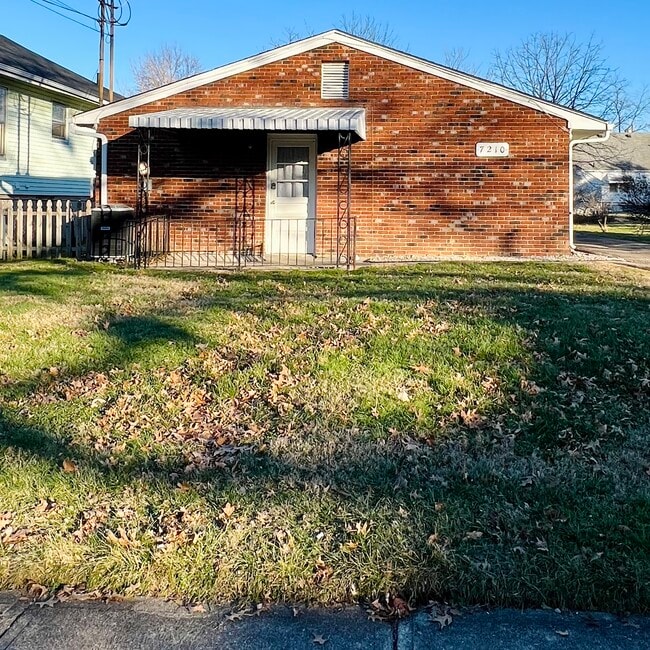 7210 Ohio Ave in Deer Park, OH - Building Photo - Building Photo