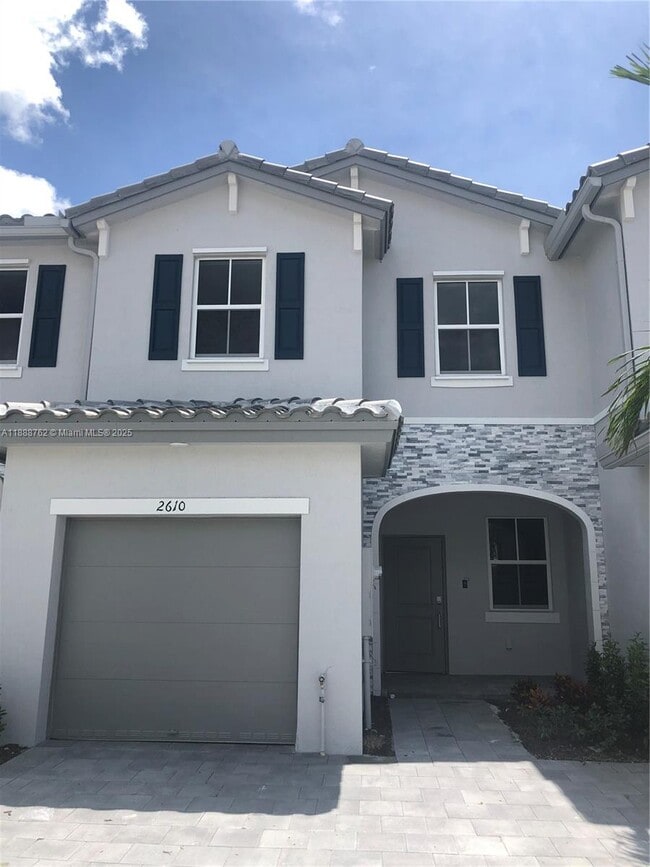 property at 2610 SE 13th St