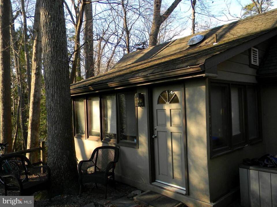 12 Breakneck Rd in Medford, NJ - Building Photo