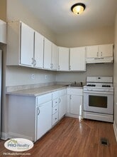 3245 Cedar Ave S in Minneapolis, MN - Building Photo - Building Photo