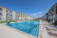 Forestwood Apartments in Balch Springs, TX - Foto de edificio - Building Photo