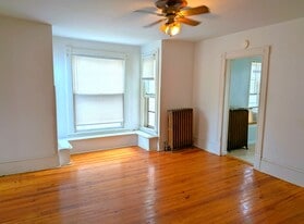 432 Highland Ave SW, Unit C in Roanoke, VA - Building Photo