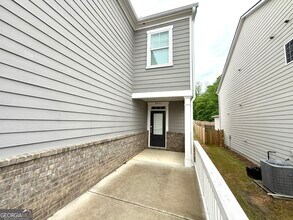 5831 Screech Owl Dr in Flowery Branch, GA - Building Photo - Building Photo