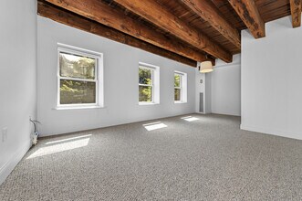 120 Commercial St, Unit 120 Commercial #4-1 in Boston, MA - Building Photo - Building Photo