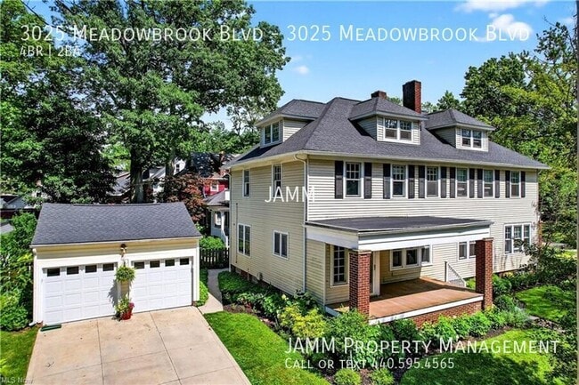 3025 Meadowbrook Blvd in Cleveland Heights, OH - Building Photo - Building Photo