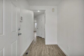 9829 28th Ave SE in Everett, WA - Building Photo - Building Photo