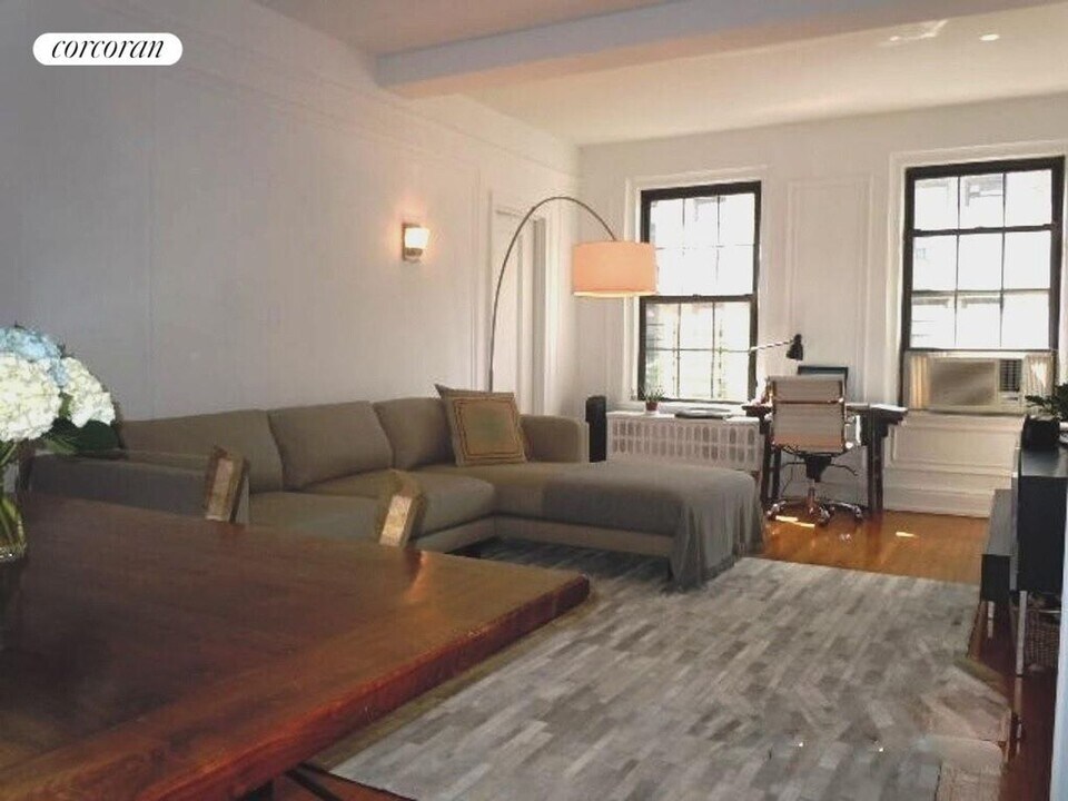 175 W 76th St in New York, NY - Building Photo