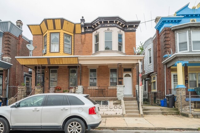 4915 N 11th St in Philadelphia, PA - Foto de edificio - Building Photo
