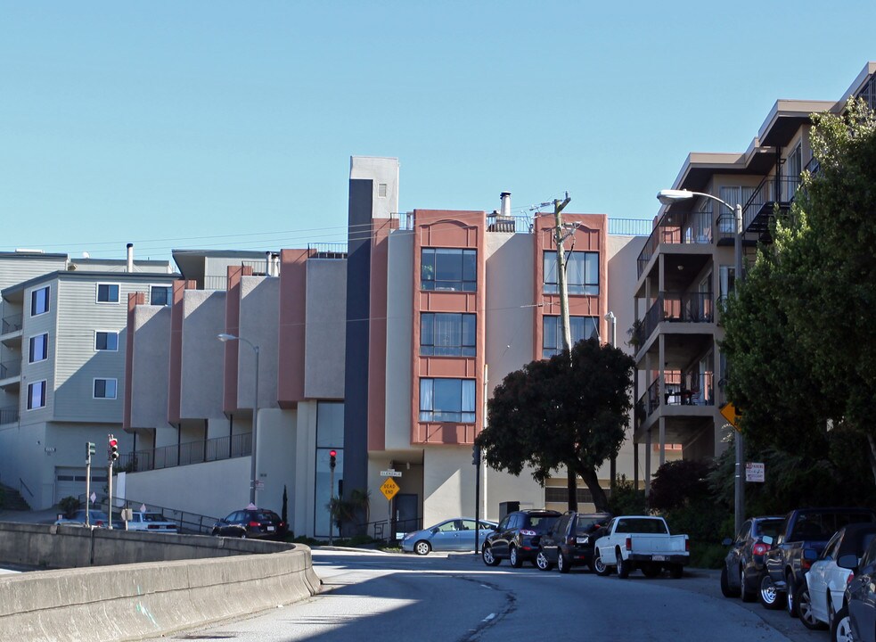 3500 Market St in San Francisco, CA - Foto de edificio