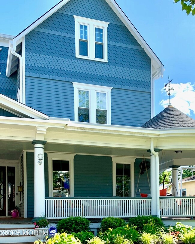 property at 606 7th Ave