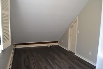 128 Garden St in Farmington, CT - Building Photo - Building Photo