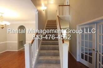 327 Dawn Cir in Trussville, AL - Building Photo - Building Photo