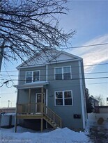 29 Dunford St in Providence, RI - Building Photo