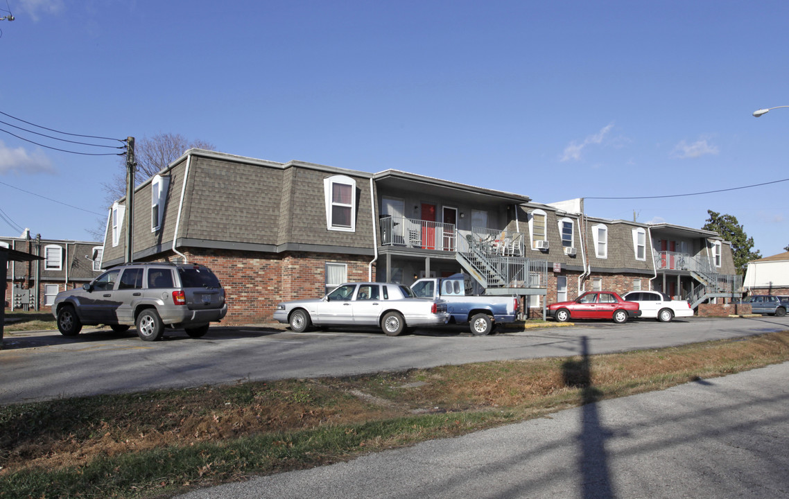 Oak Run Apartments in Louisville, KY - Foto de edificio