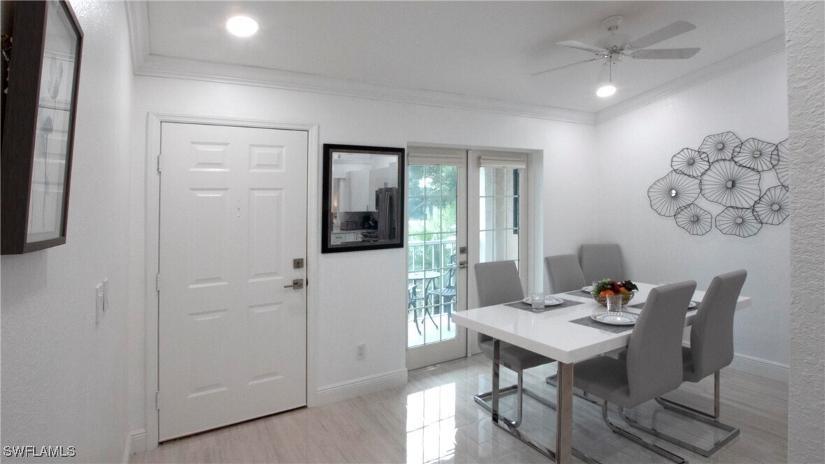 859 Tanbark Dr in Naples, FL - Building Photo