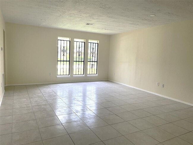 16219 Delgado Dr in Houston, TX - Building Photo - Building Photo