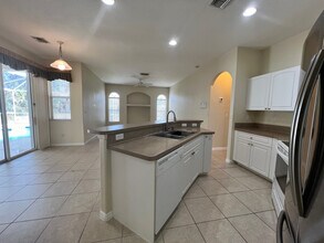 4970 Easter Terrace in North Port, FL - Building Photo - Building Photo