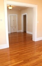 610 Humphrey St in Swampscott, MA - Foto de edificio - Building Photo