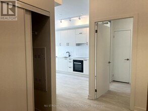 1 Kyle Lowry Rd in Toronto, ON - Building Photo - Building Photo