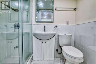 17 Brewton Rd in Toronto, ON - Building Photo - Building Photo