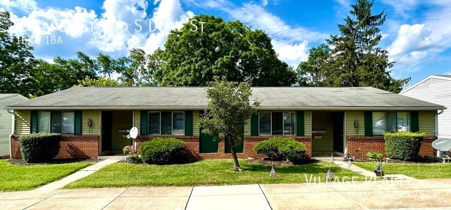 461 E Maple St in Dallastown, PA - Building Photo