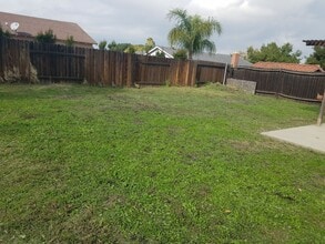 1652 Lorraine Dr in Corona, CA - Building Photo - Building Photo