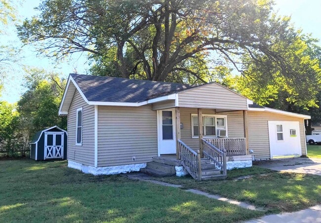 property at 731 E 10th Ave