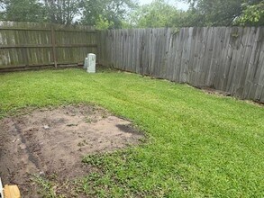 8122 Farthing Ln in Rosharon, TX - Building Photo - Building Photo