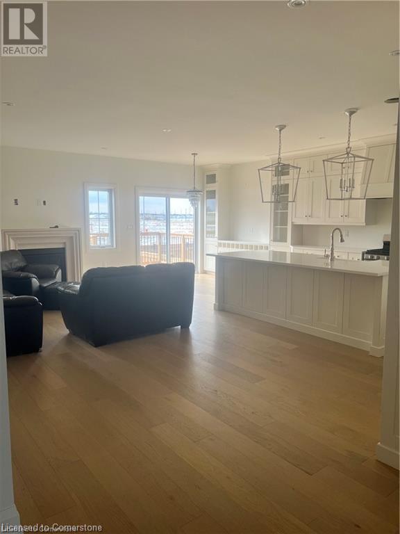 10 CRISTALLINA Dr in Thorold, ON - Building Photo - Building Photo