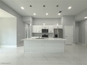 438 Raymer St in Lehigh Acres, FL - Building Photo - Building Photo