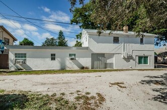 456-460 Ridge Rd SW in Largo, FL - Building Photo - Building Photo