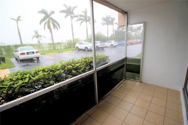 8794 SW 12th St in Miami, FL - Building Photo - Building Photo