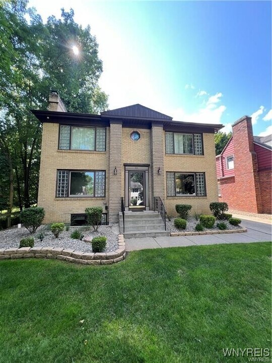 53 Arlington Rd in Buffalo, NY - Building Photo