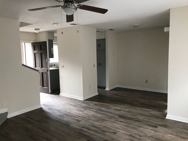 property at 9 Westbrooke Dr