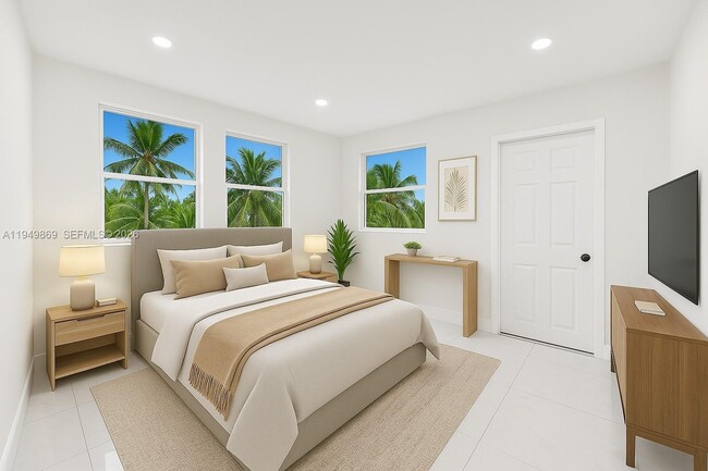 105 NW 14th Way in Dania Beach, FL - Building Photo - Building Photo