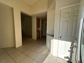 8520 Bolero Dr in Yucca Valley, CA - Building Photo - Building Photo