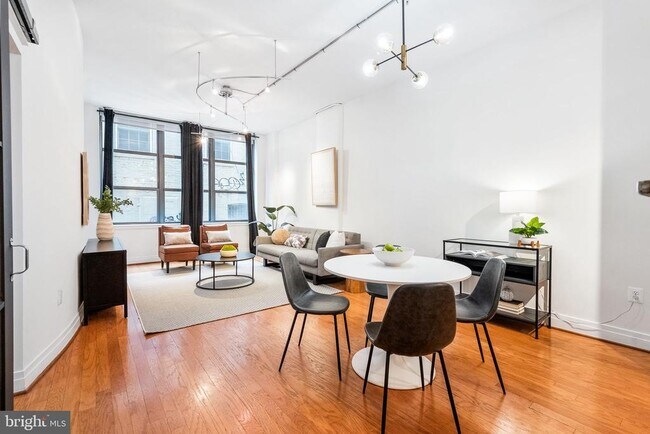 property at 2020 12th St NW