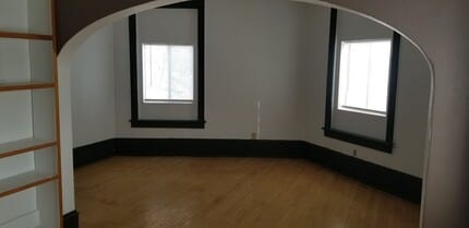 224 S 5th St in Miles City, MT - Building Photo - Building Photo