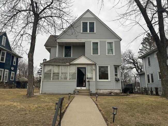 944 Cromwell Ave-Unit -944 Cromwell Ave- Unit 2 in St. Paul, MN - Building Photo - Building Photo