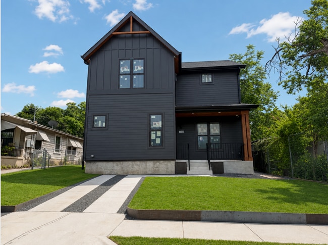 property at 1911 Hamilton Ave