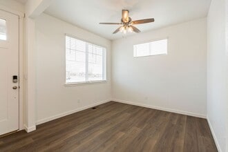 5903 Amerifax Dr in Windsor, CO - Building Photo - Building Photo