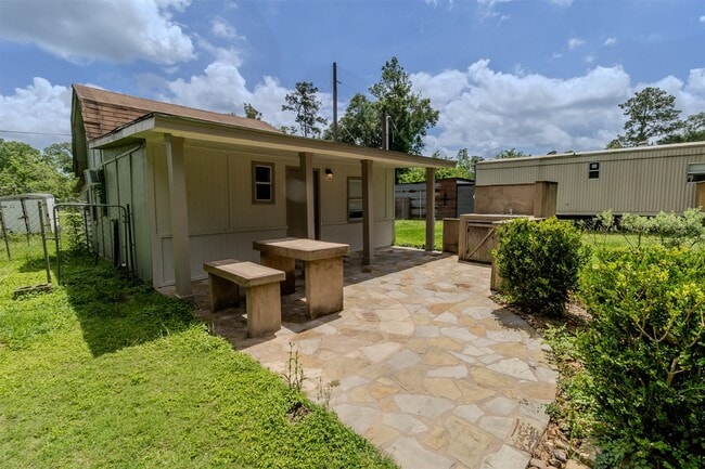 25128 Faraway Ln in Huffman, TX - Building Photo - Building Photo