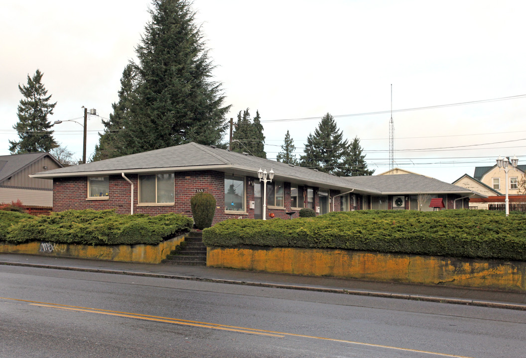 Buonomo Apartments in Tacoma, WA - Building Photo