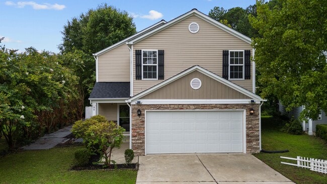 property at 5 Thorton Ct