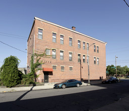 977-981 Mt Vernon Ave in Columbus, OH - Building Photo - Building Photo