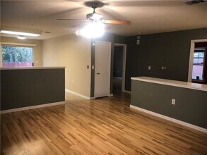 2105 Tranquilo Trail in Austin, TX - Building Photo - Building Photo