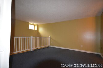 357 Main St in Barnstable, MA - Building Photo - Building Photo