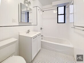 WEST 45 STREET in New York, NY - Building Photo - Building Photo